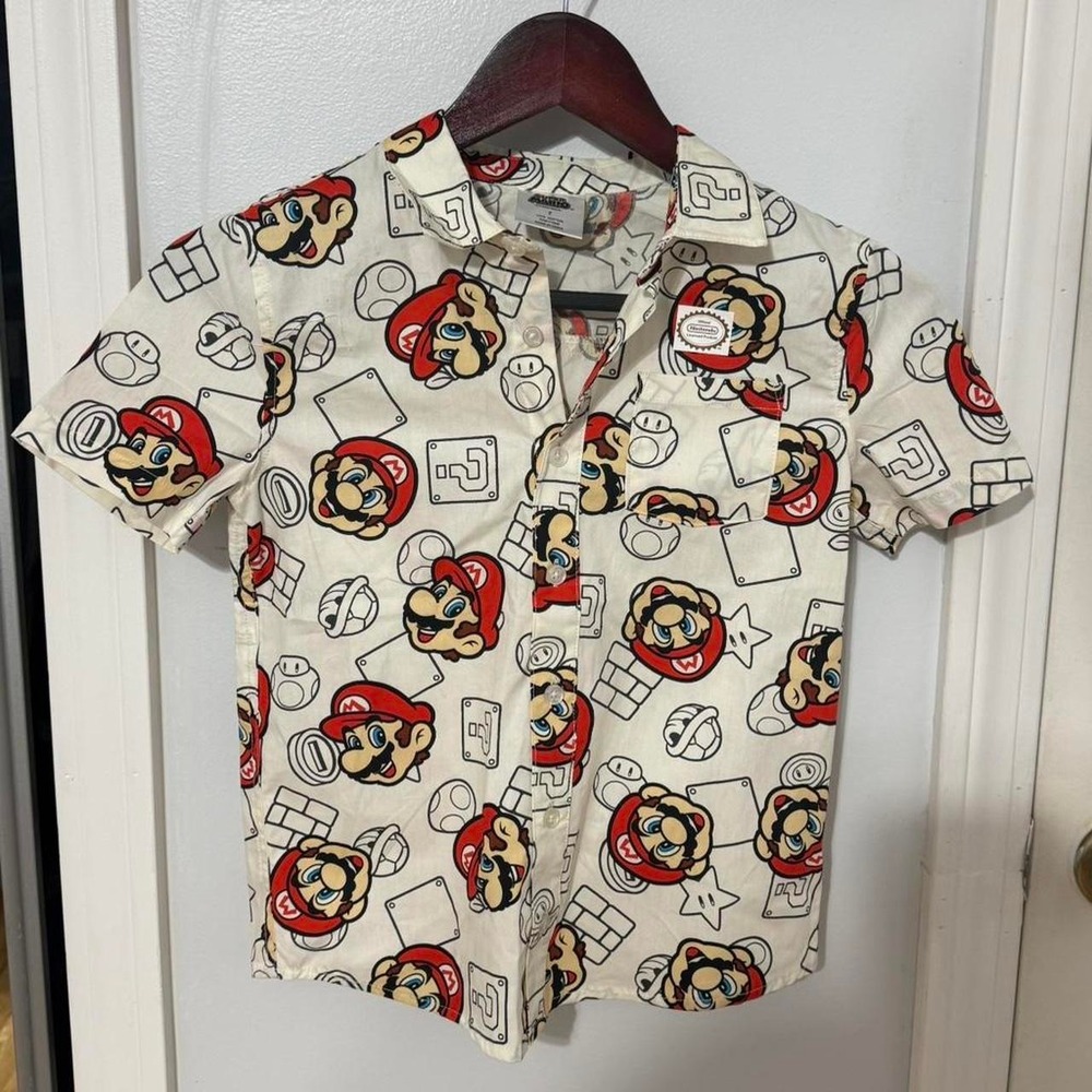 Size 7 Kids White Mario‎ button up shirt